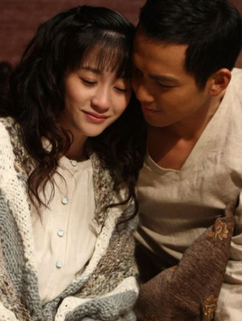 钟汉良李小冉吻戏,激吻专业教科书,这换谁也顶不住7