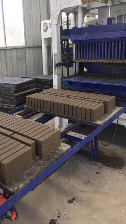 水泥免烧砖机设备标砖制砖制砖机设备厂做水泥砖机器