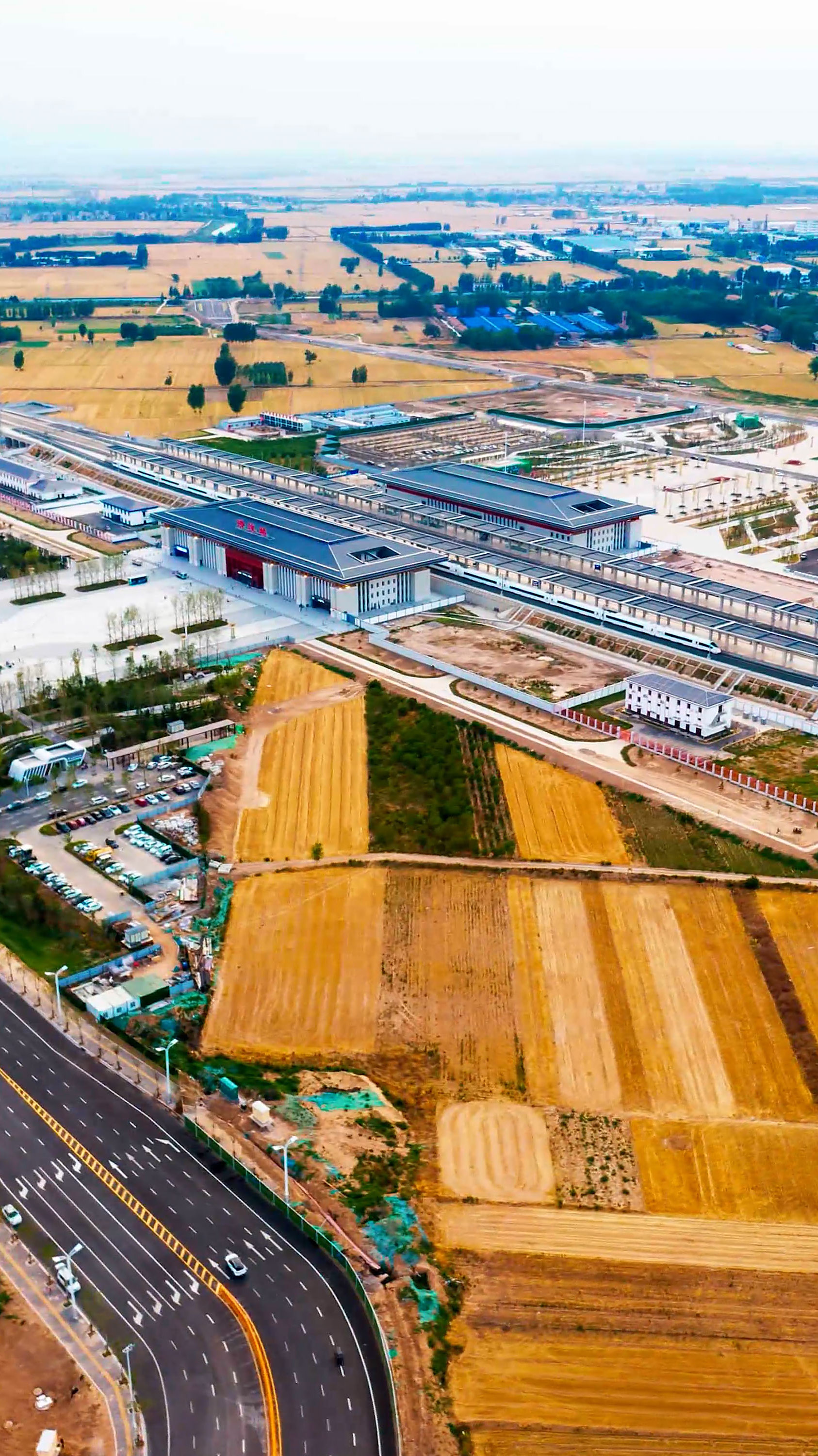 滑浚站是滑县浚县共用高铁站,跨安阳和鹤壁两市-度小视