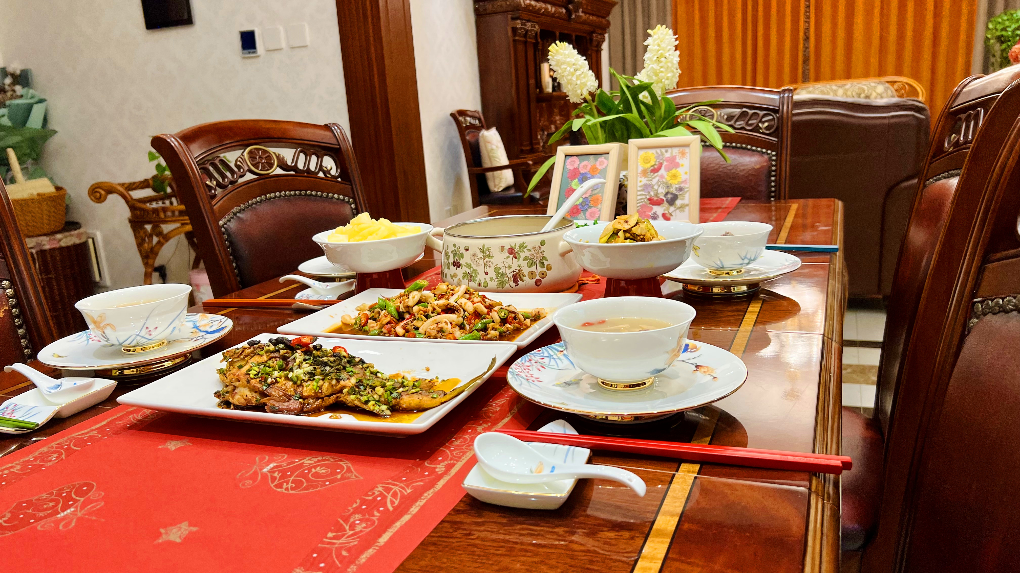 问孩子们晚餐想吃啥 最怕他们回答随便 今天三荤两素