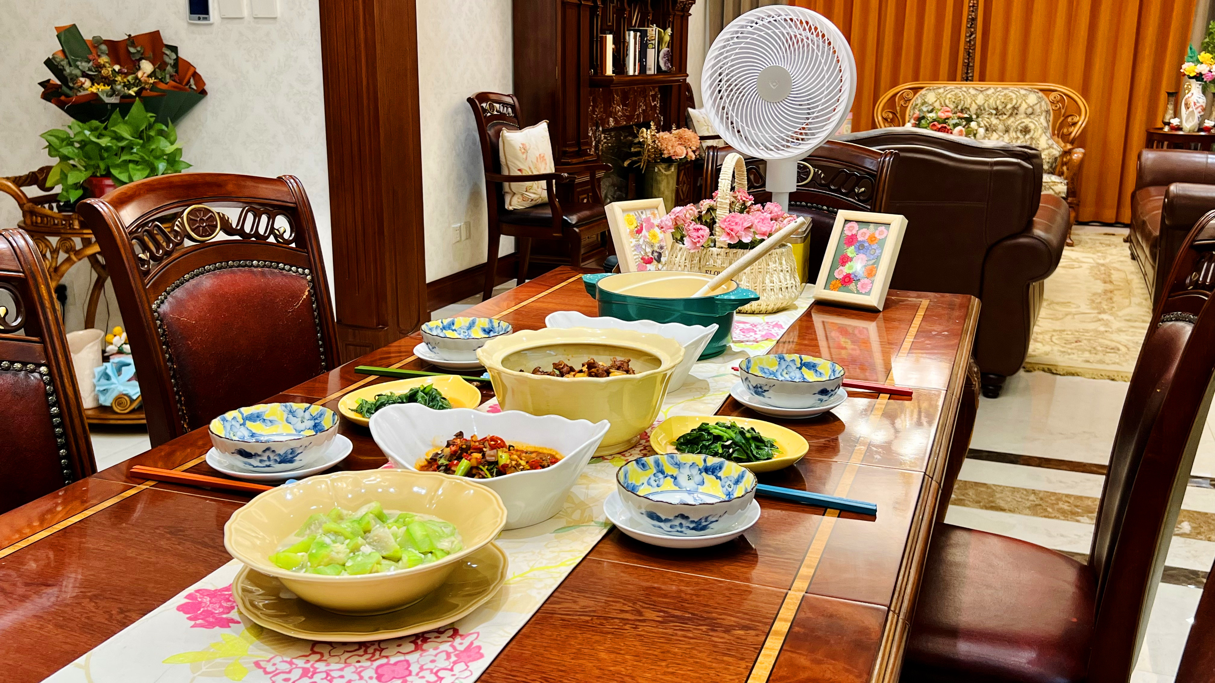 在不擅长下厨的姐妹倒掉了一锅“煮鸭子水”之后,我决定教教她