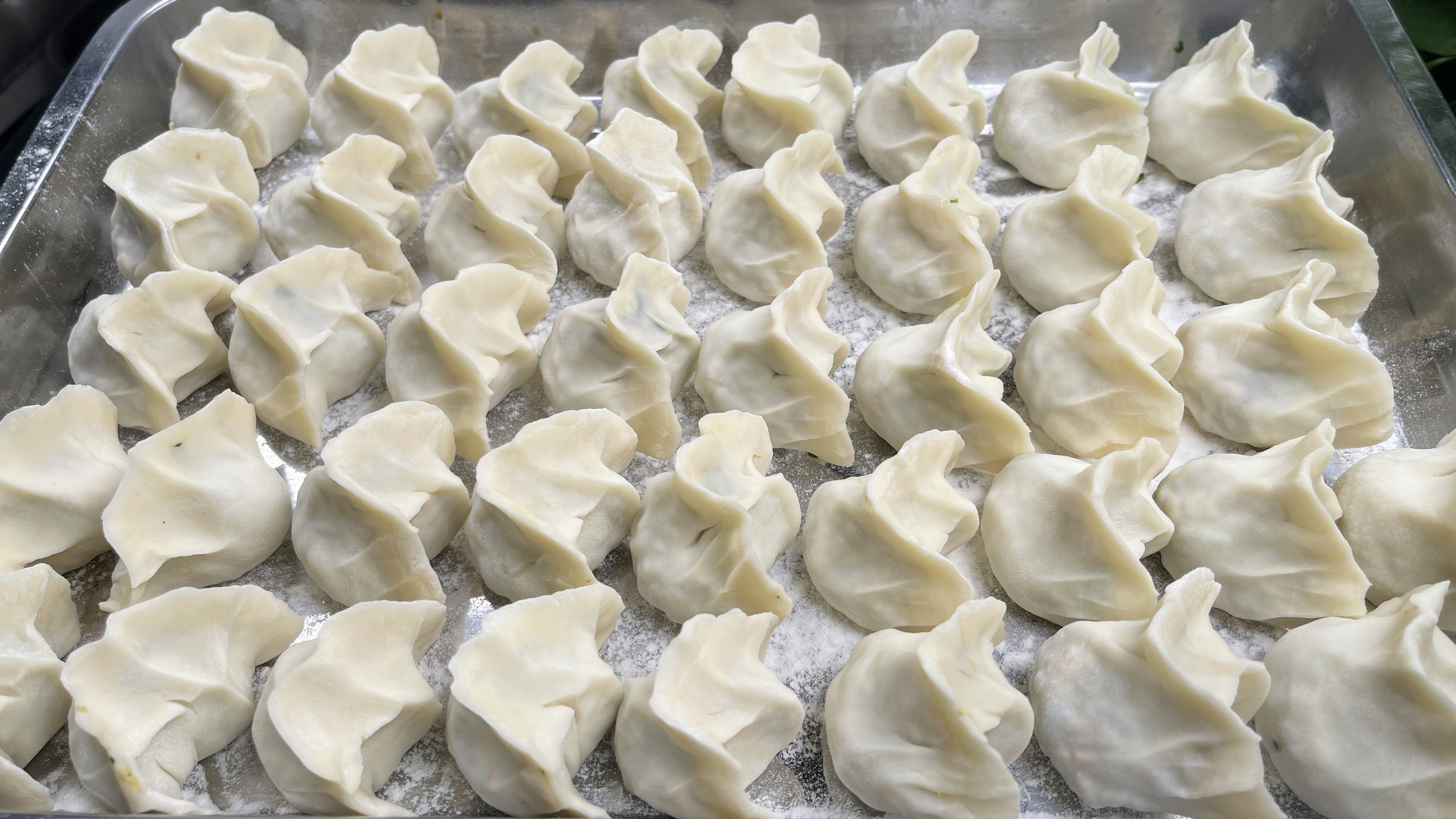 水饺怎么做才好吃呢?大厨教你个诀窍,鲜香美味皮薄馅大,真过瘾