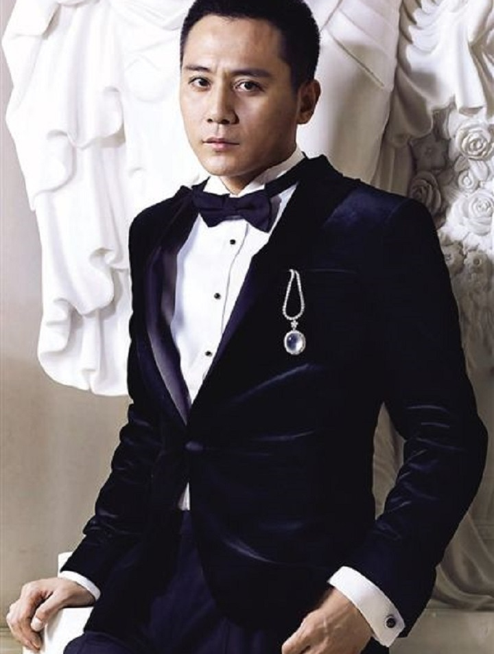 刘烨:分手"真相"太奇葩,谢娜"痛哭不止"!1-度小视