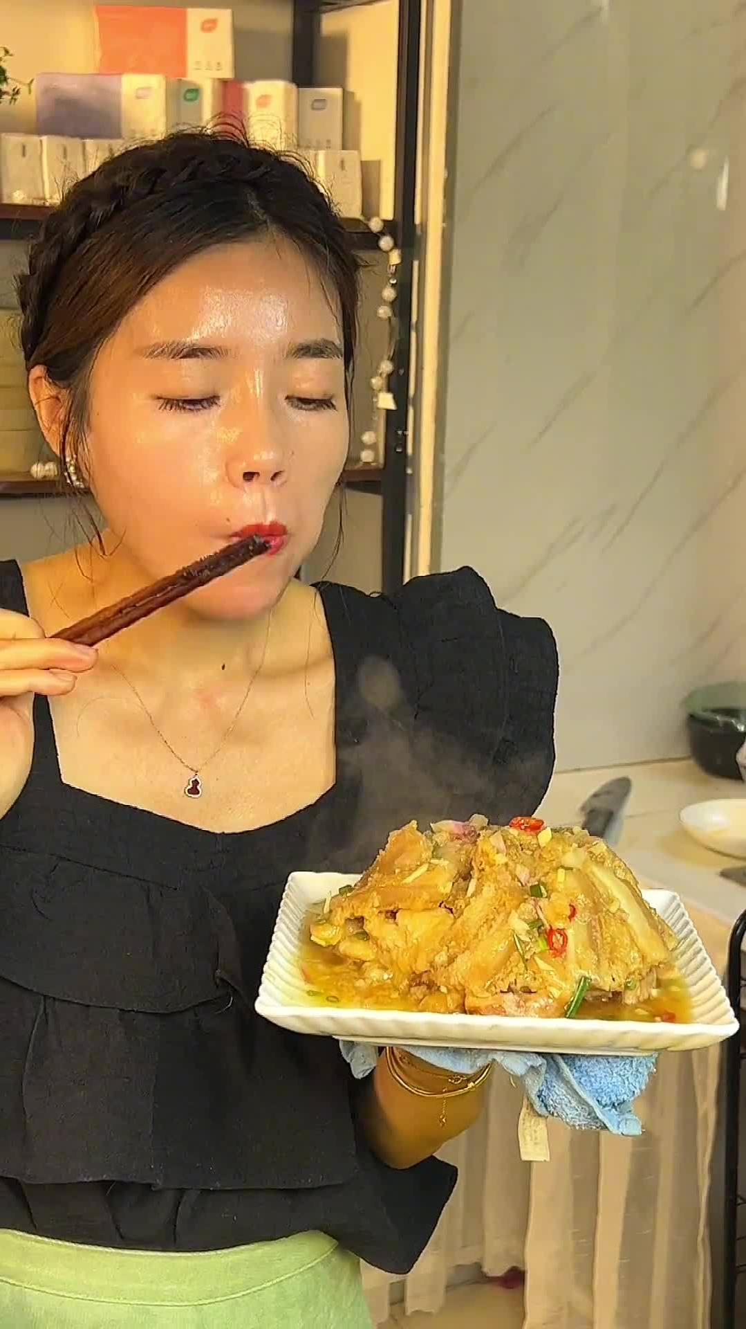粉蒸菱角米洪湖特产,蒸出来粉粉的