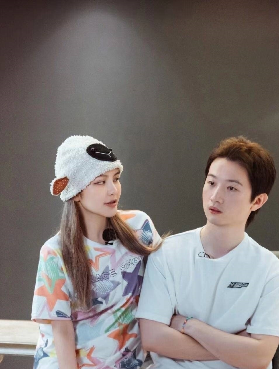 百亿接班人罗昊,因江一燕空降集团闯成绩,玩不起跟周扬青分手3-度小视