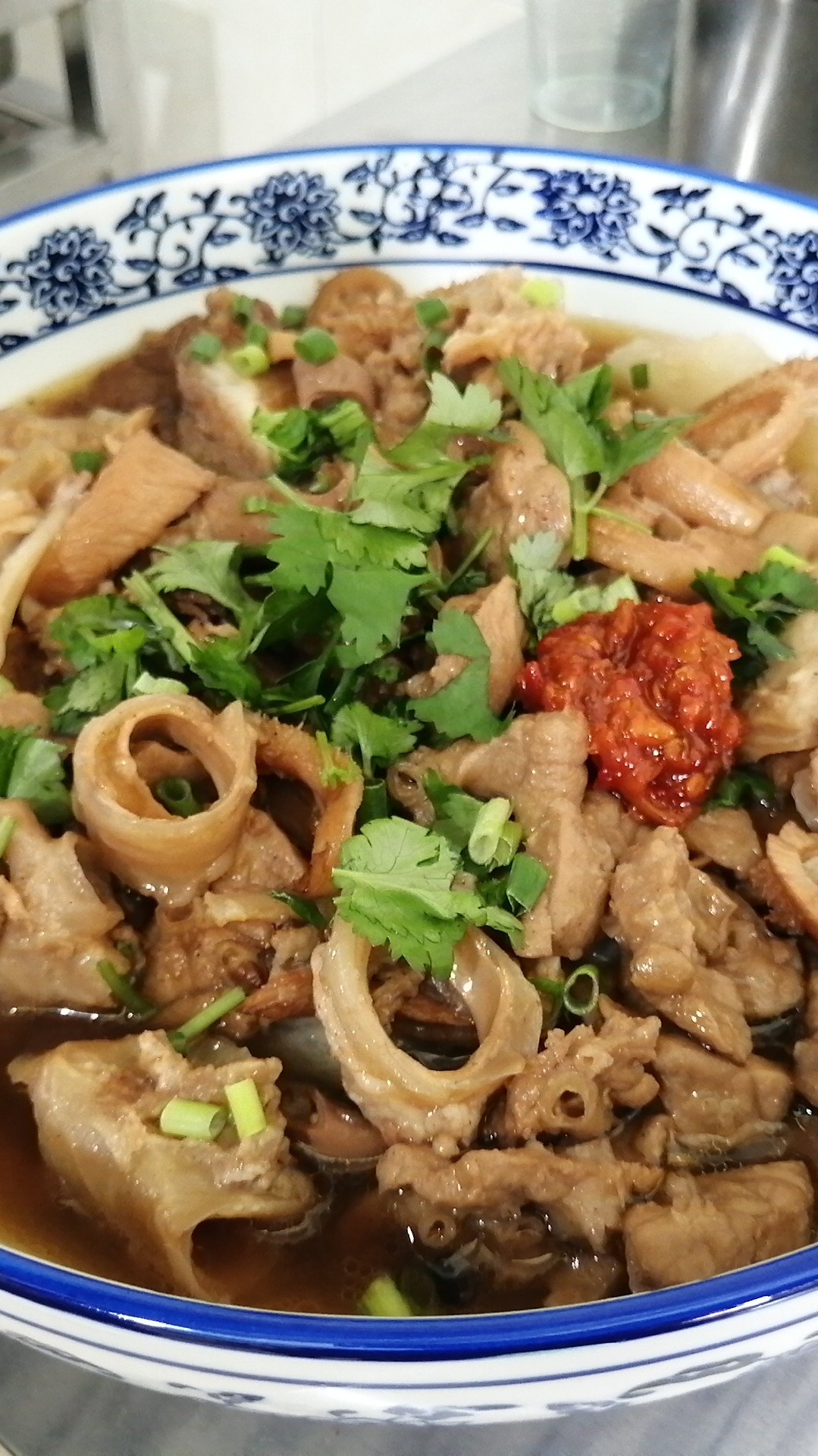 萝卜牛杂去哪里学习来煌旗学牛杂技术只需小推车即可经营