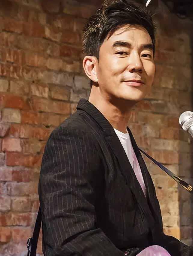 这些明星活该火一辈子,任贤齐帮雪儿解围,吴磊刻在骨子里的涵养-度小