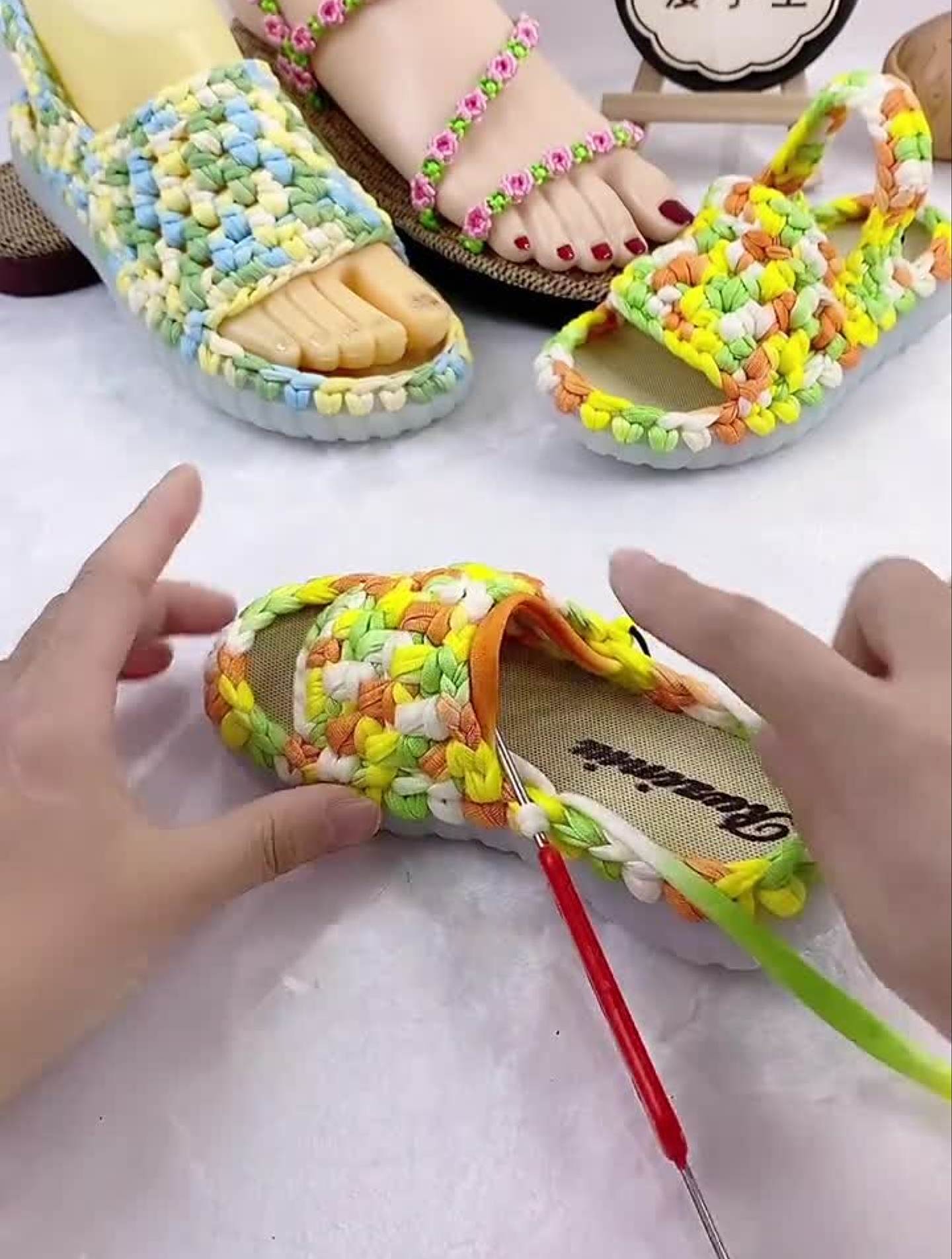纯手工编织拖鞋布条线拖鞋教程-度小视