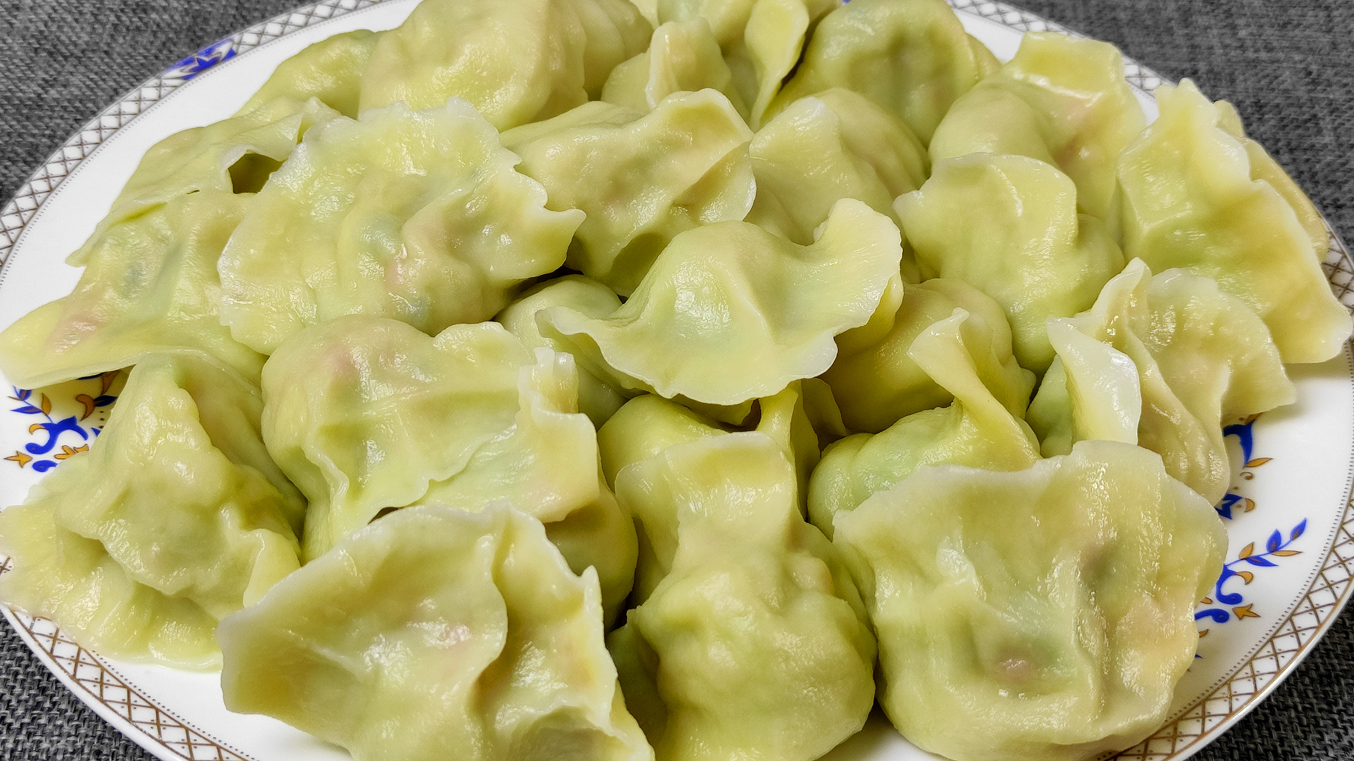 黄瓜包饺子太香了,5块钱做一锅,清淡营养又美味,最适合夏天吃