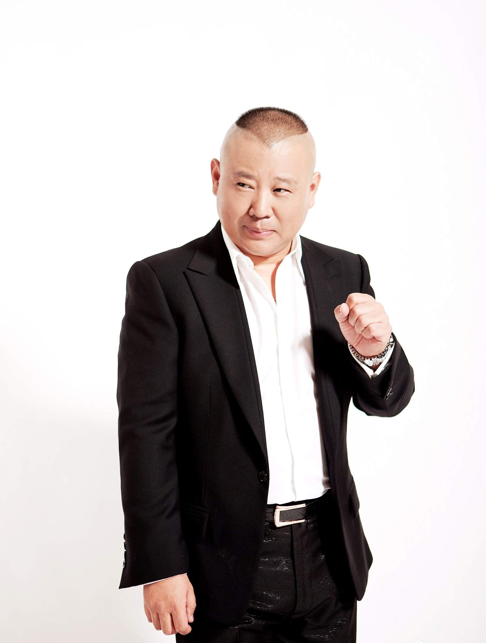 郭德纲拜师仪式上,到访宾客原来大有讲究,侯耀文发言意味深长5-度小视