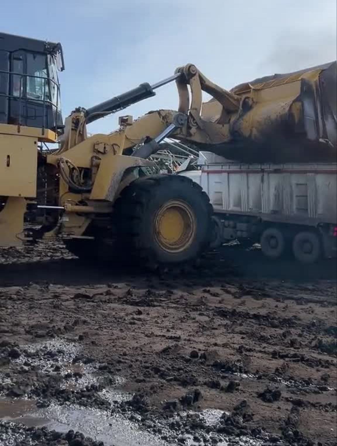 卡特992g挖挖机视频大全挖掘机视频集锦铲车装载机-度小视