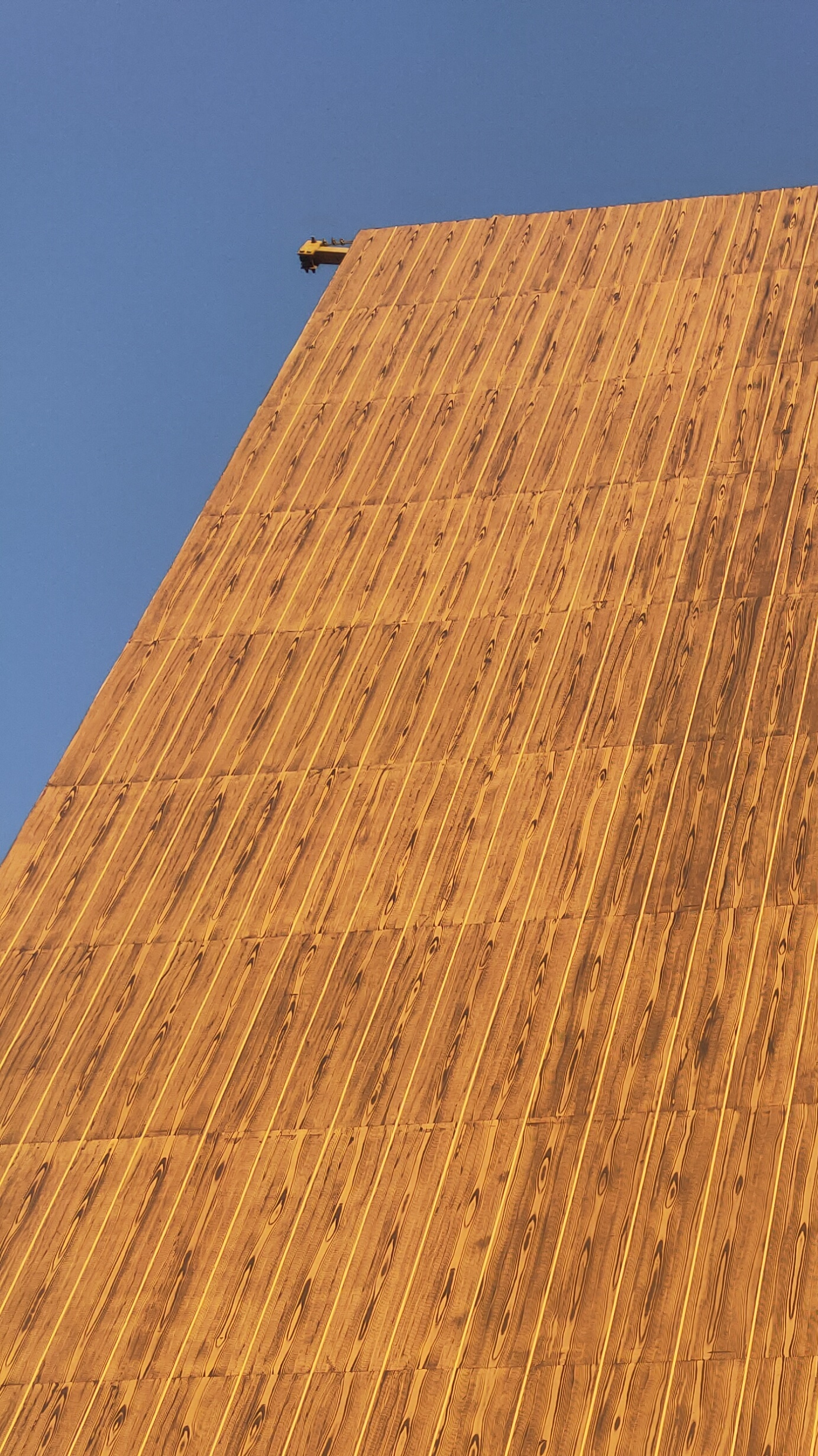 这个木纹漆拉得不错,给师傅技术点个赞