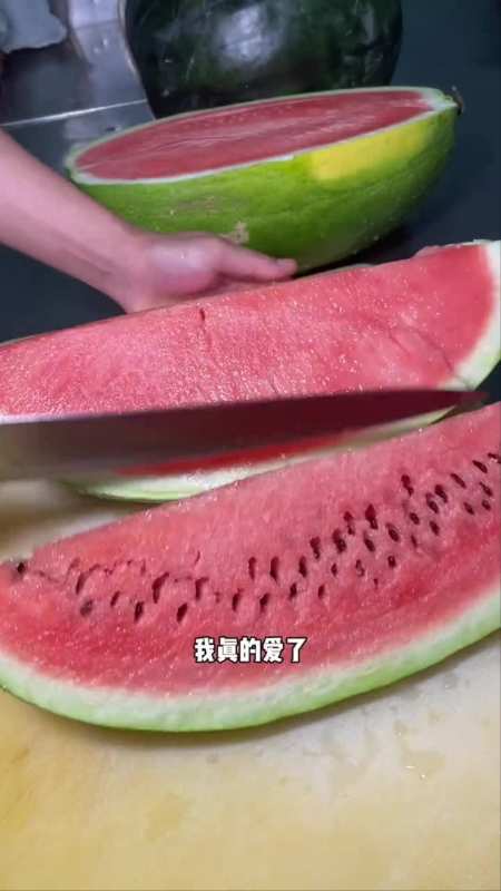 洮南黑水西瓜洮南黑水大西瓜又大又甜我真爱了!-度小视
