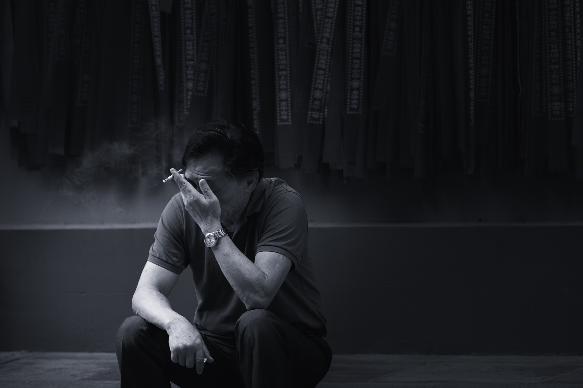 你的崩溃到底来源于哪里,来源于那些人性的丑恶