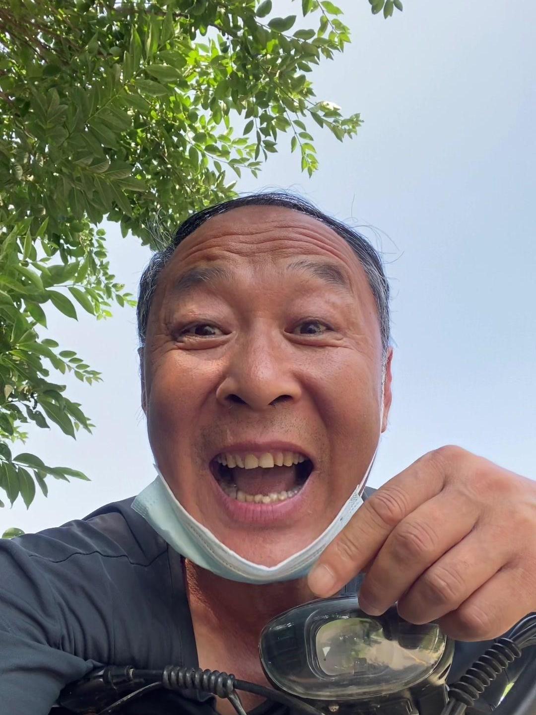 甜蜜生活,快乐大叔搞笑