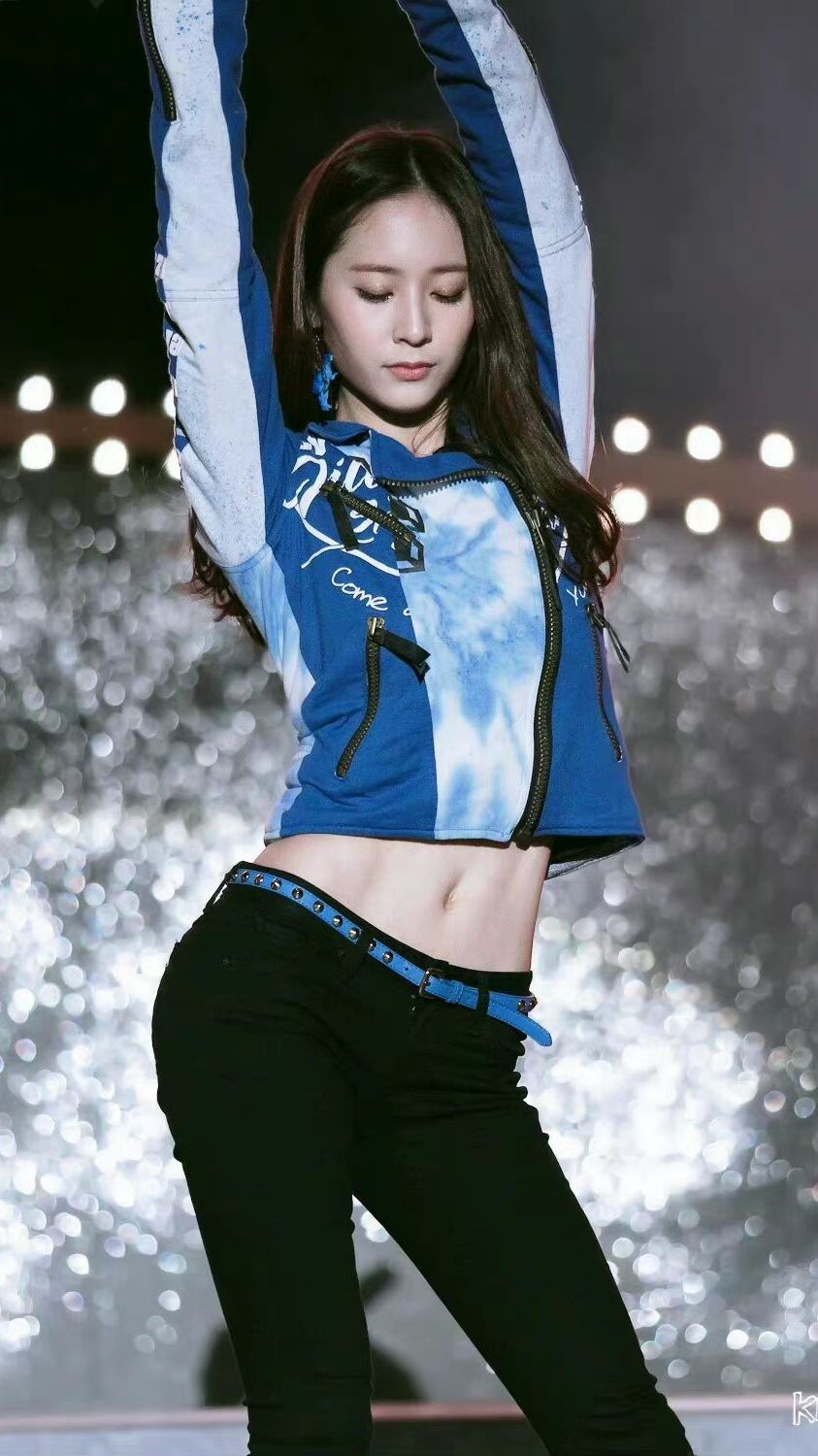 「郑秀晶」一己之力开创女团腹肌盛世-度小视