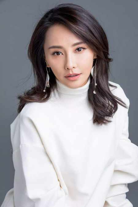过分溺爱多窒息,马雅舒怕孩子摔倒搬空家具,四岁女儿打人还撒谎-度小