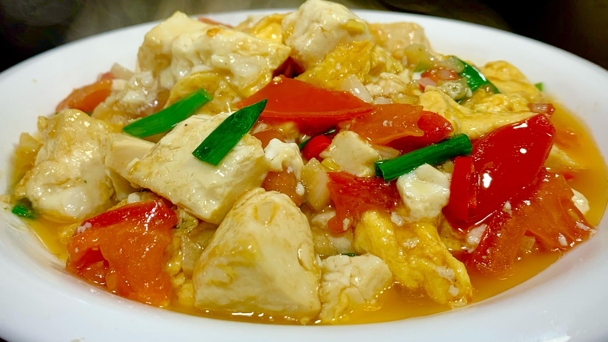 豆腐炒鸡蛋时,切记不要焯水再炒,教你一招,鲜嫩爽滑,营养好吃