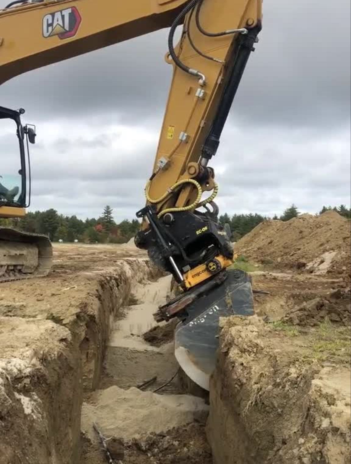 旋转挖斗适应不同工况挖挖机视频大全挖掘机视频