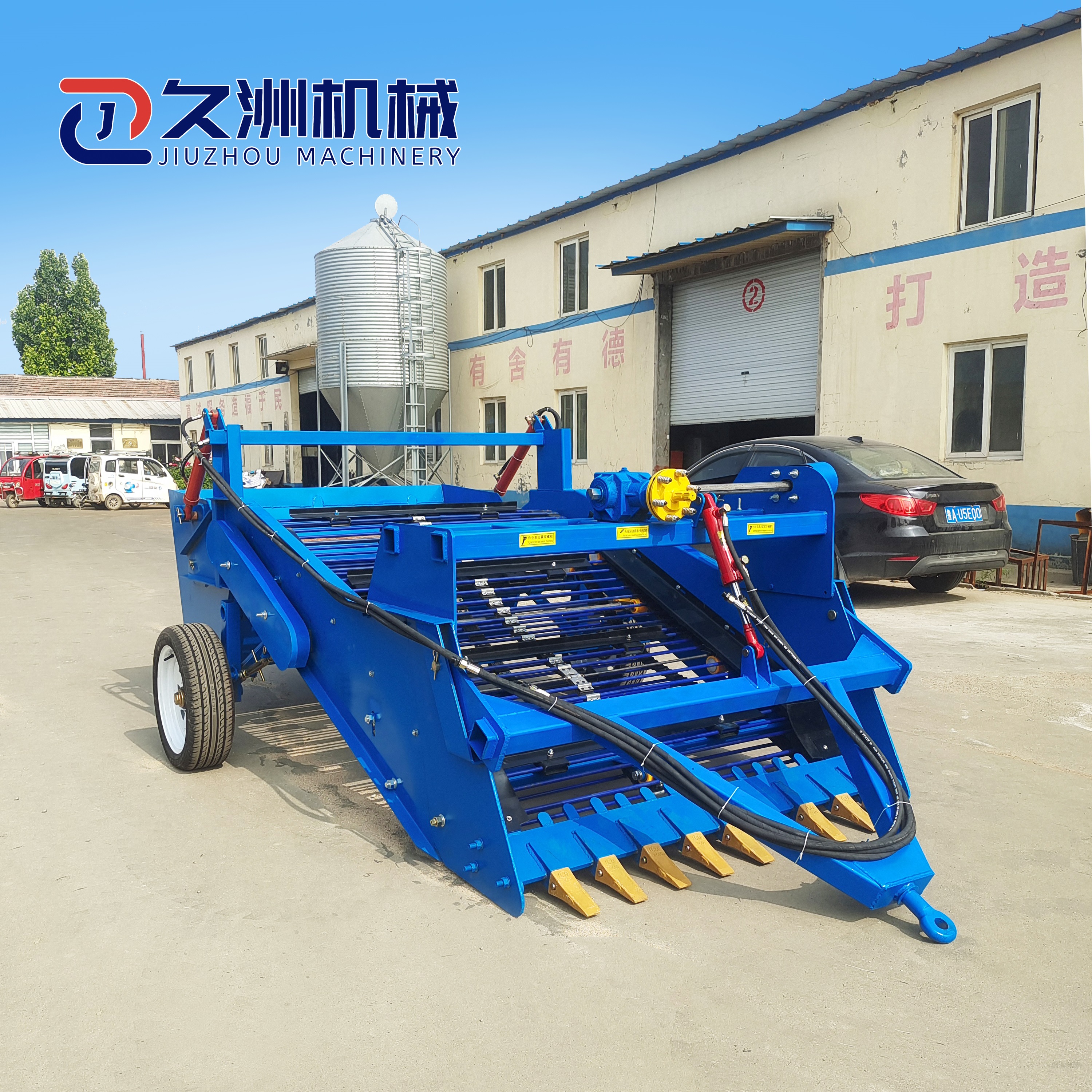 久洲机械小型农田捡石机,河滩戈壁滩捡鹅卵石的机器,开荒筛石机