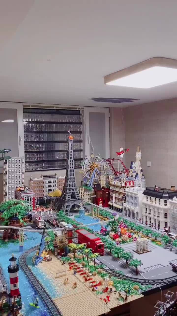 乐高城新街景号角日报大楼