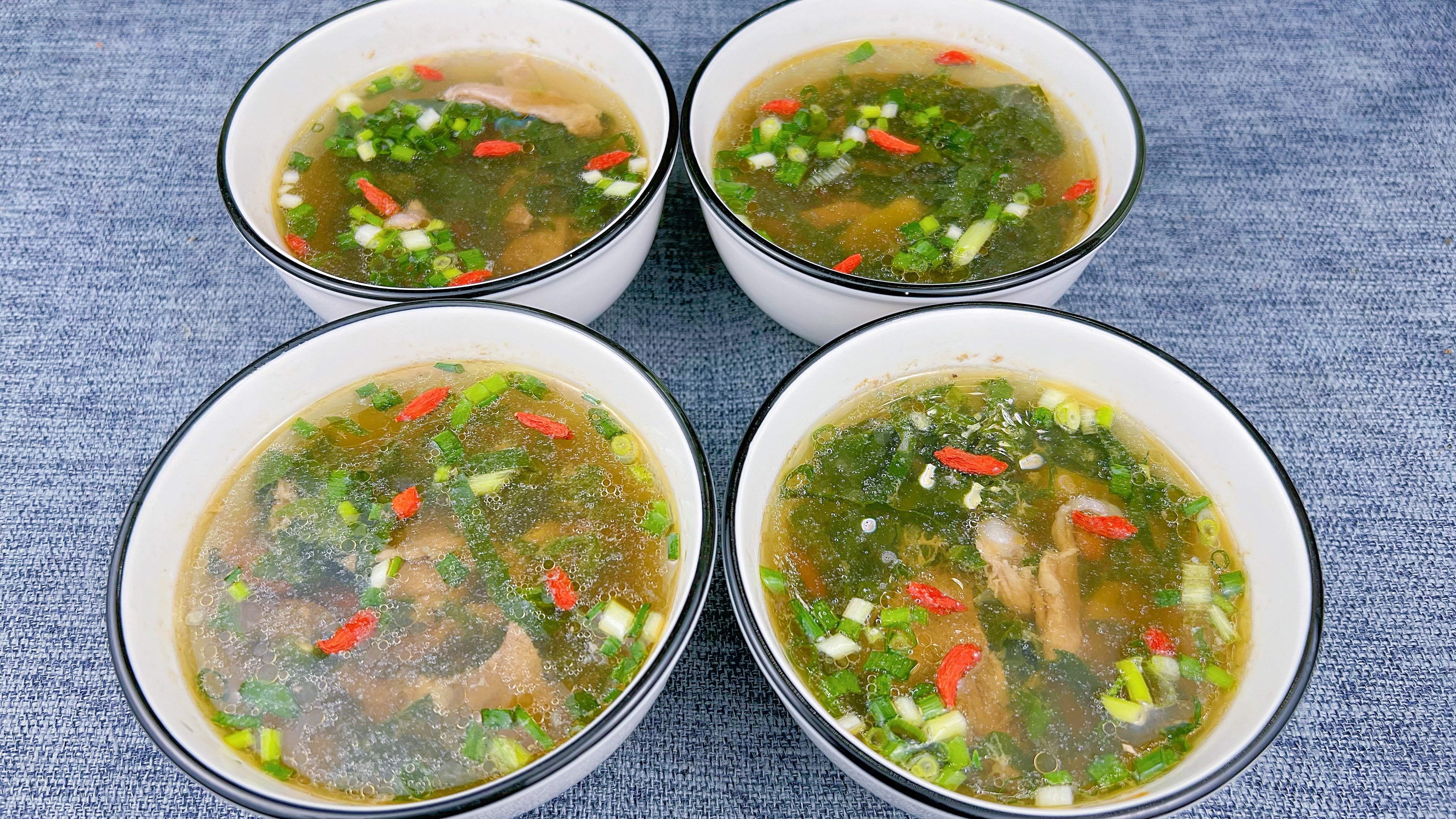 媳妇贫血没精神，楼下90岁老奶奶教我一方法，一碗汤就解决问题了