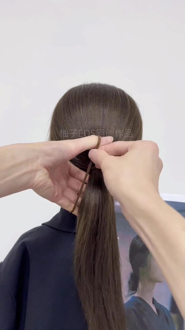 一根头绳 慵懒随意低马尾 女生必备技能 慢教程分享