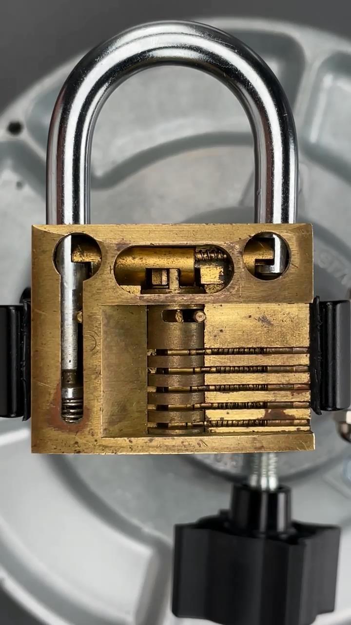 纯铜挂锁内部是如何工作的?来了解一下