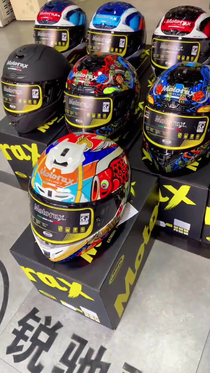 摩雷士r50新花色锦鲤战神高达-度小视