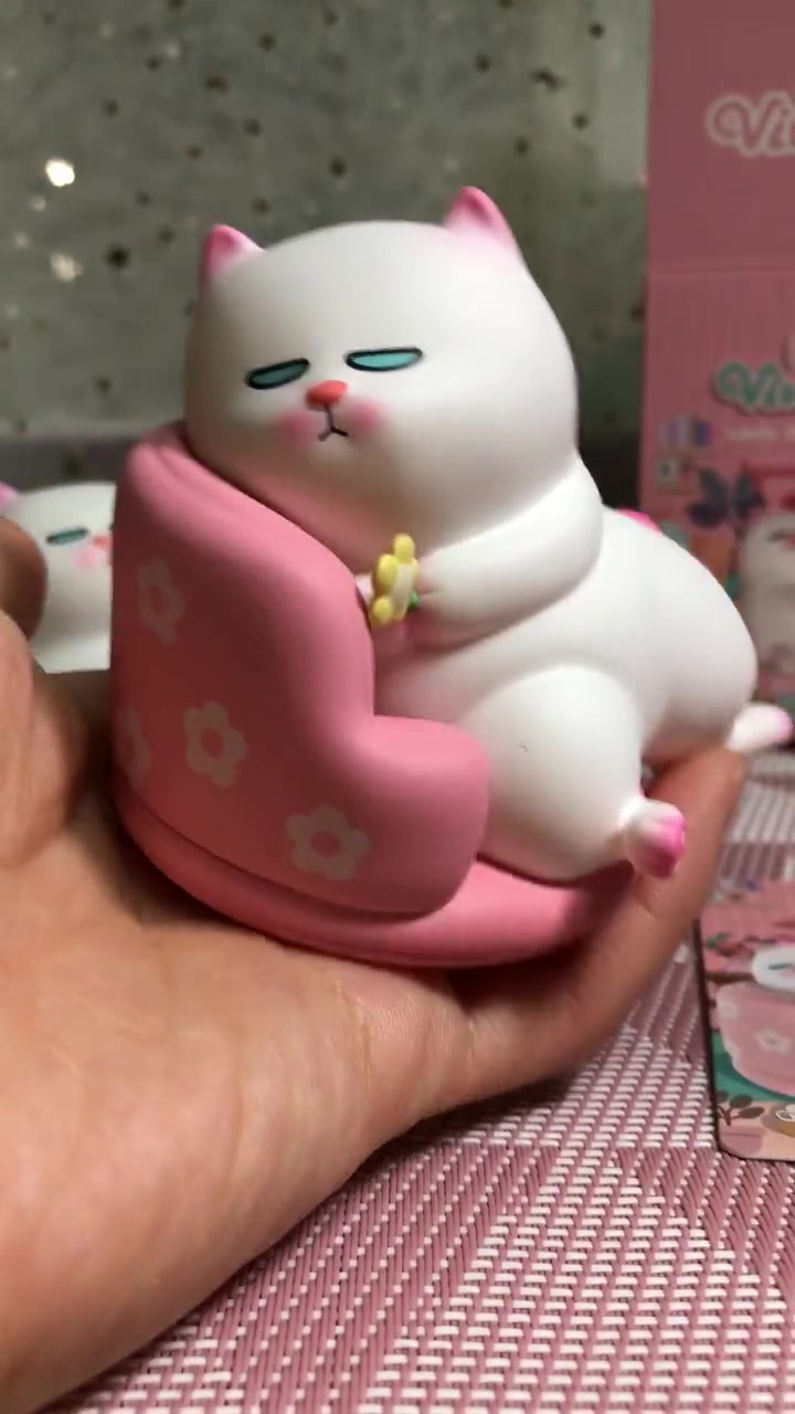 继续vivi cat懒坐系列