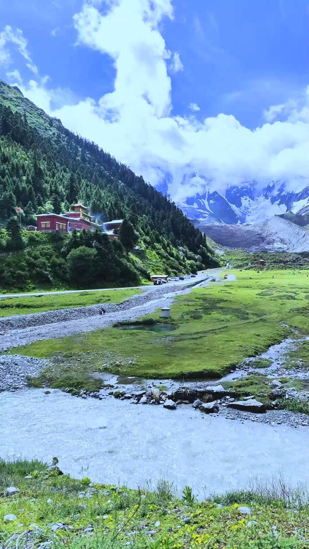 嘎瓦龙景区去往墨脱路上美得一塌糊涂