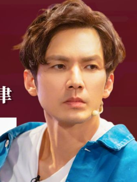 从5千万片酬的当红小生到突然无人问津,钟汉良到底经历了什么?