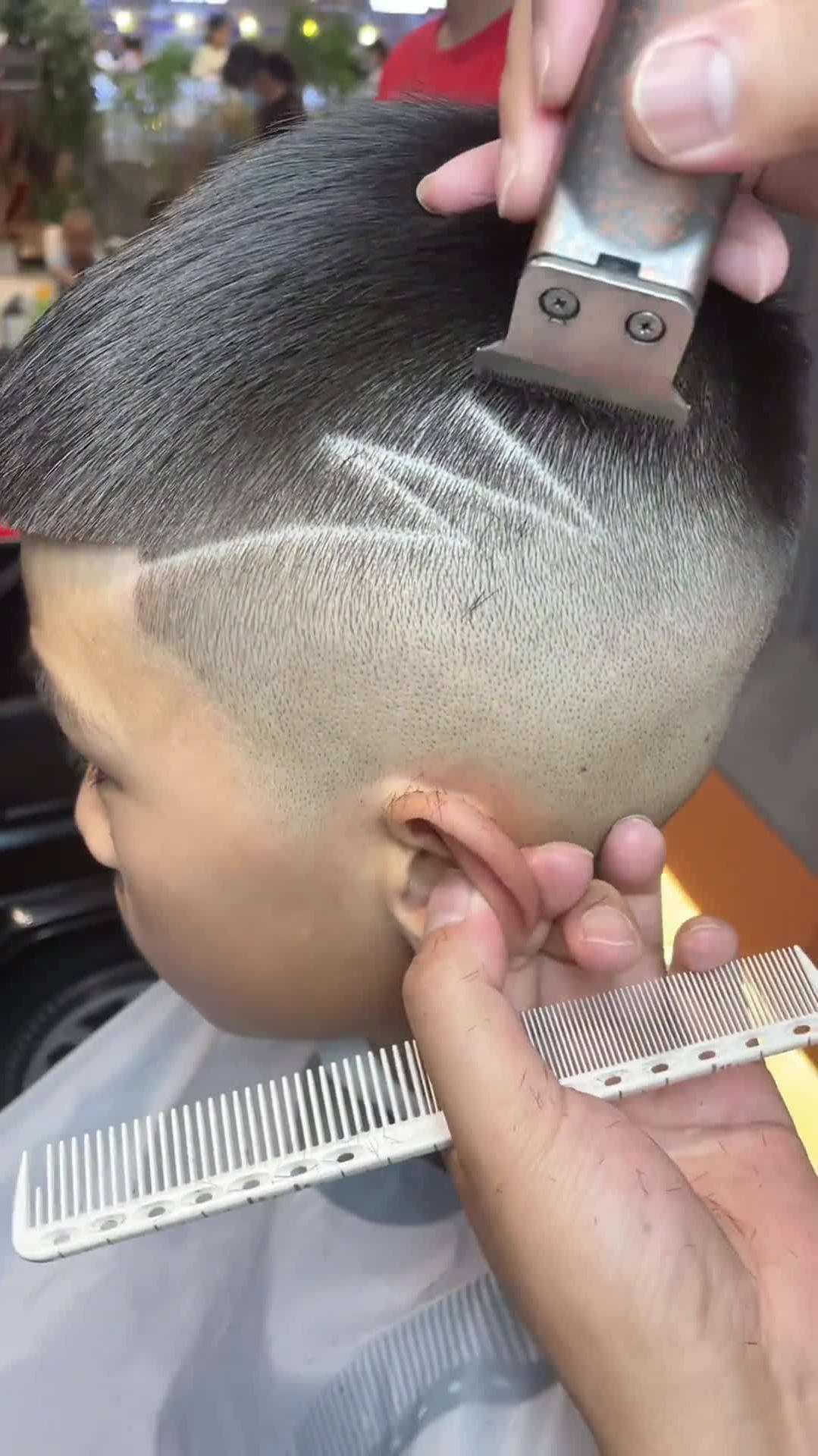 儿童发型雕刻祝高考成功