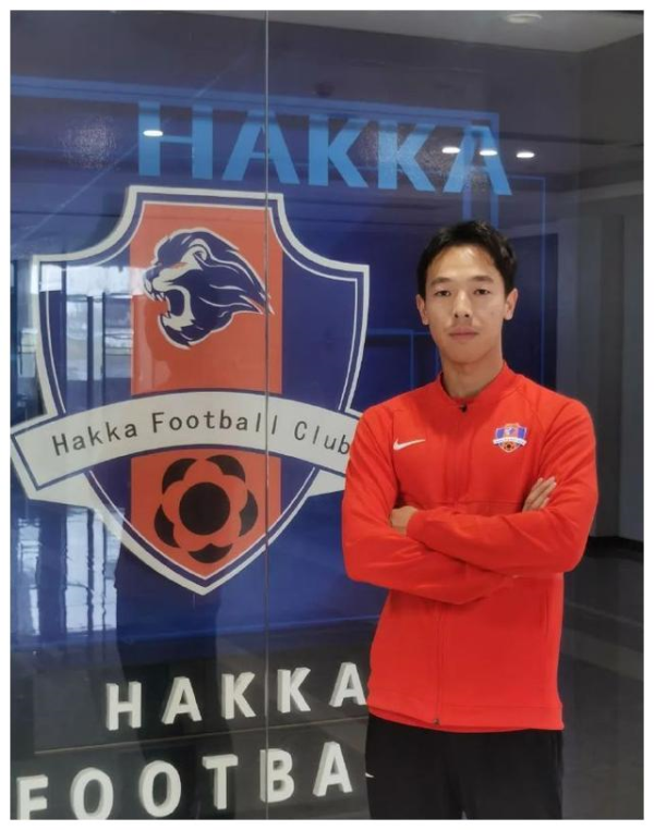 叶楚贵:希望能踢个完整赛季,其他目标顺其自然