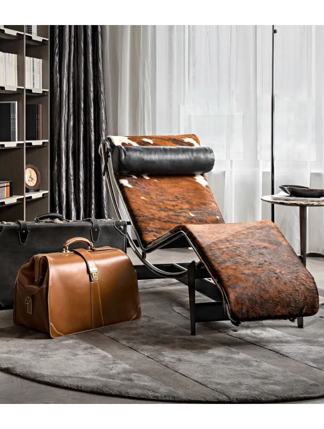cassina lc4躺椅午休,是家具,更是艺术品-初遇家具-度小视