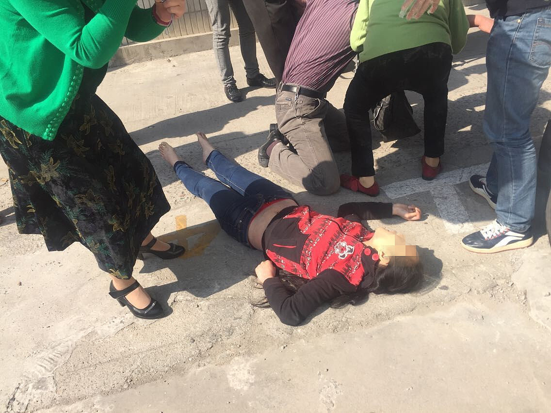 四川一小区3岁幼童不慎坠楼身亡,事发时家中无人