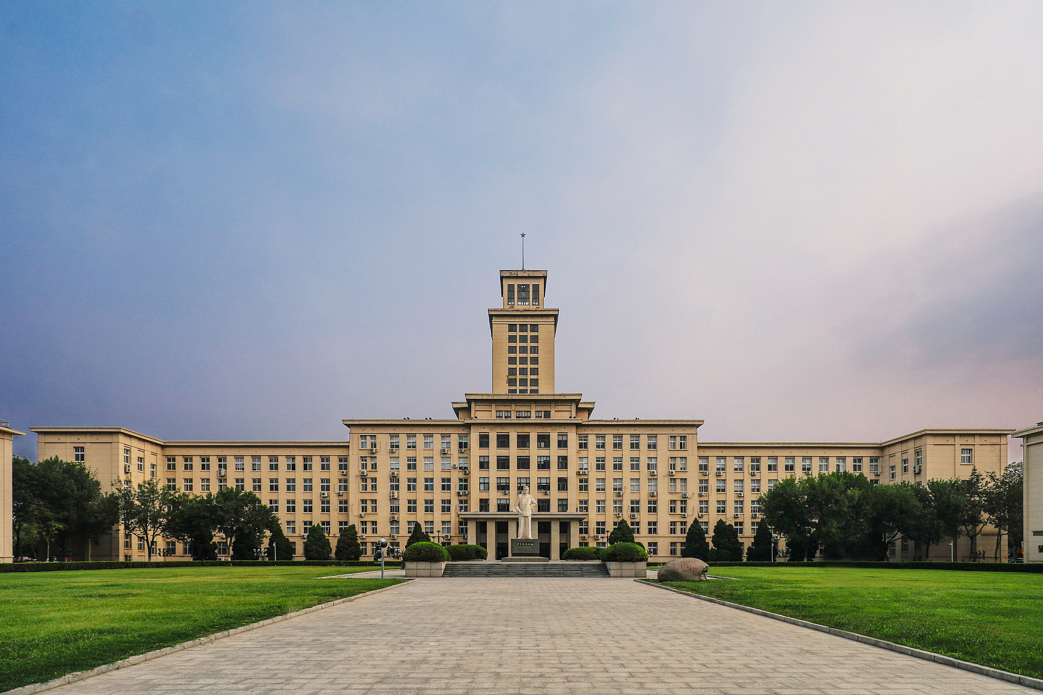 南开大学将启动数学实验班