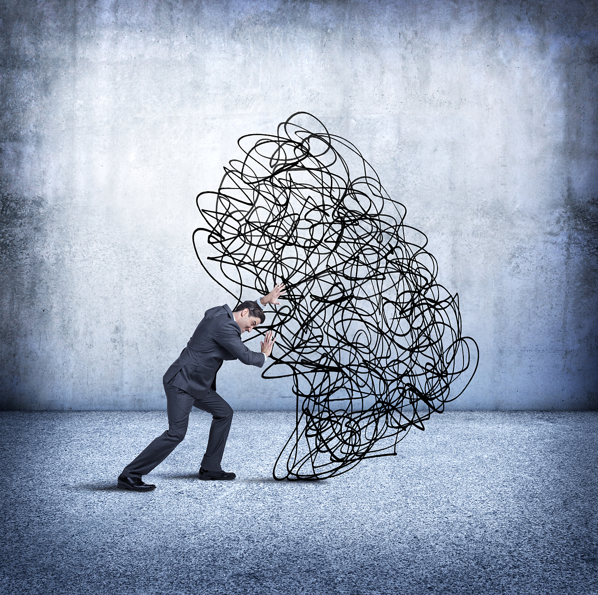 面对困境,我们需要充分利用这些考验,挖掘内在的创造