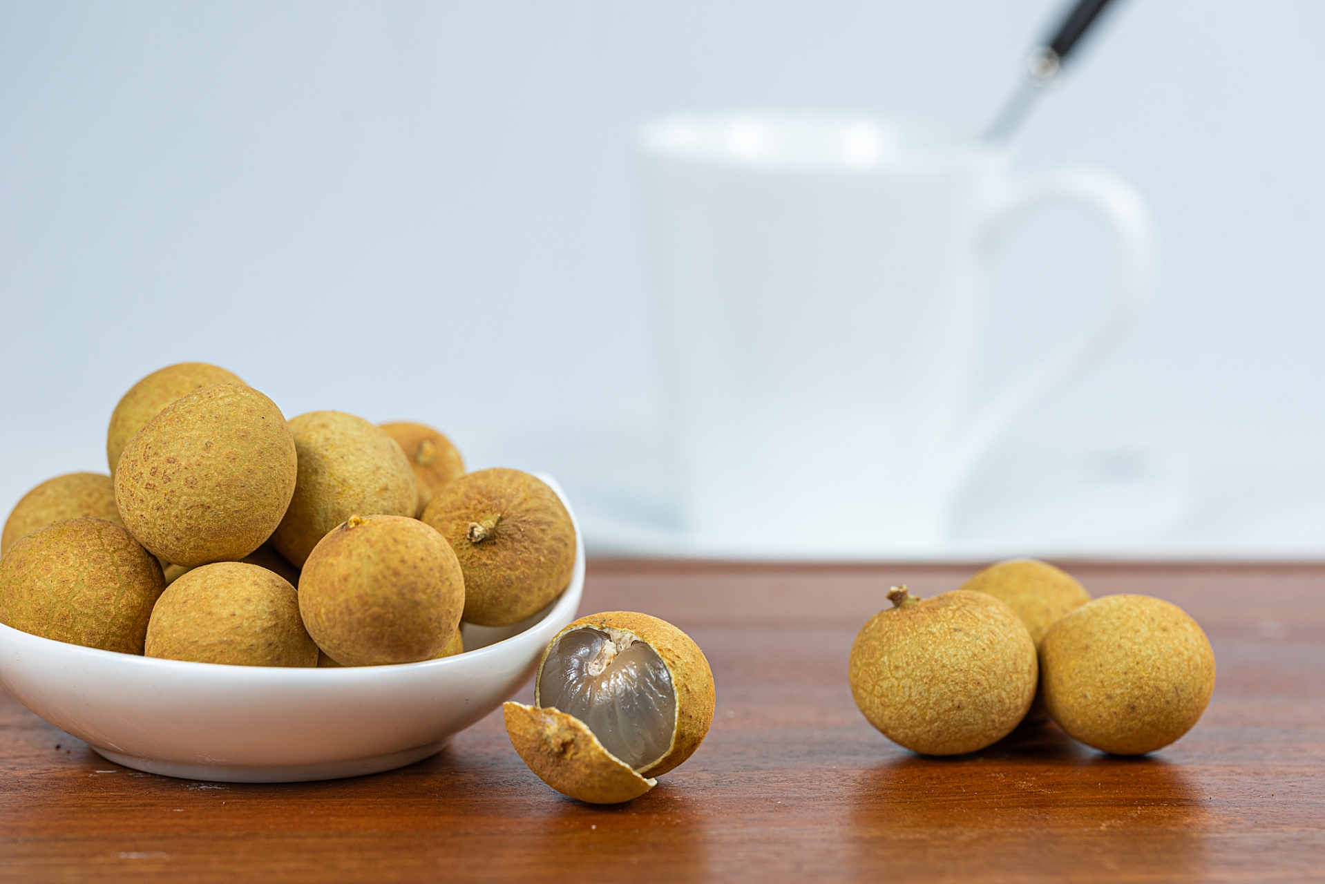 桂圆,这一香甜可口的水果,不仅以其独特的风味受到广大食客的喜爱,更