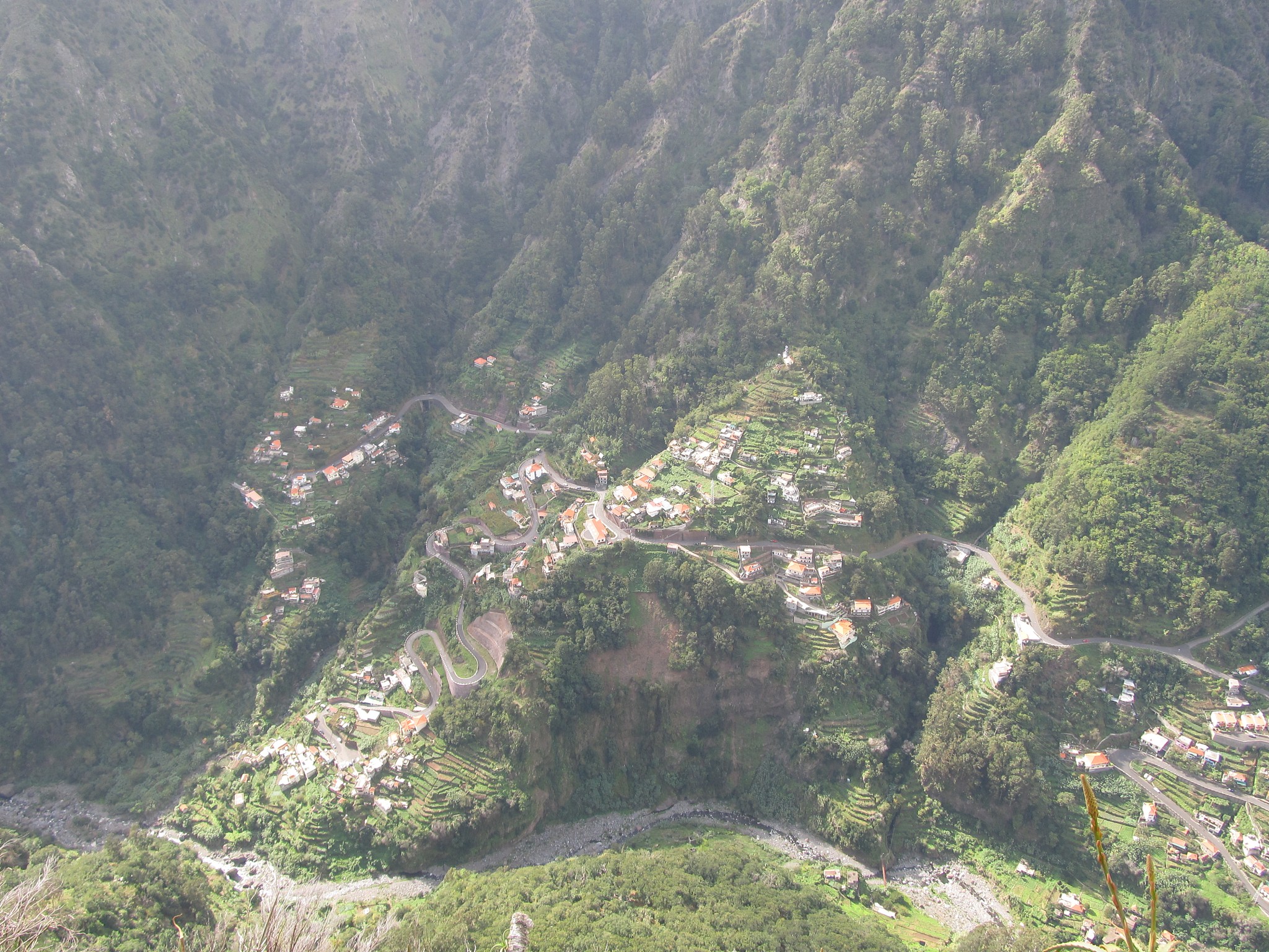 文县高楼山,又名"阴平山",这座山峰不仅因"山有高楼"而得名,更因其