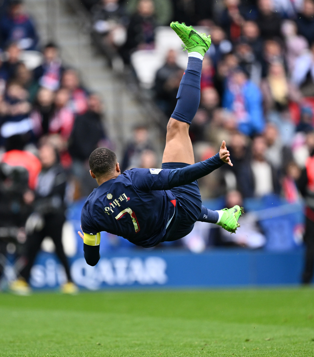 梅西过人 技巧解析 足球史上相关图片1