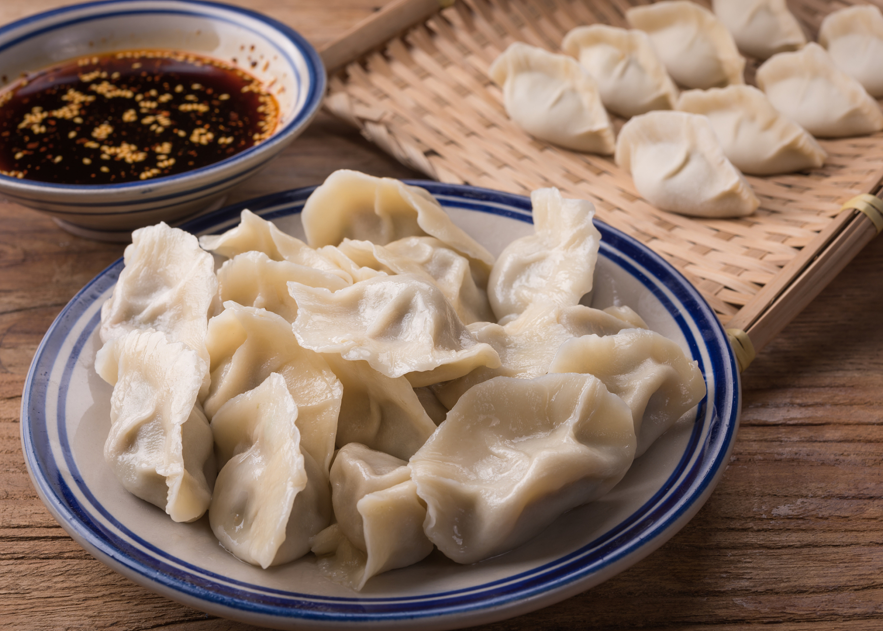 头伏吃饺子,饺子在中国出现的历史时间已有一千多年.