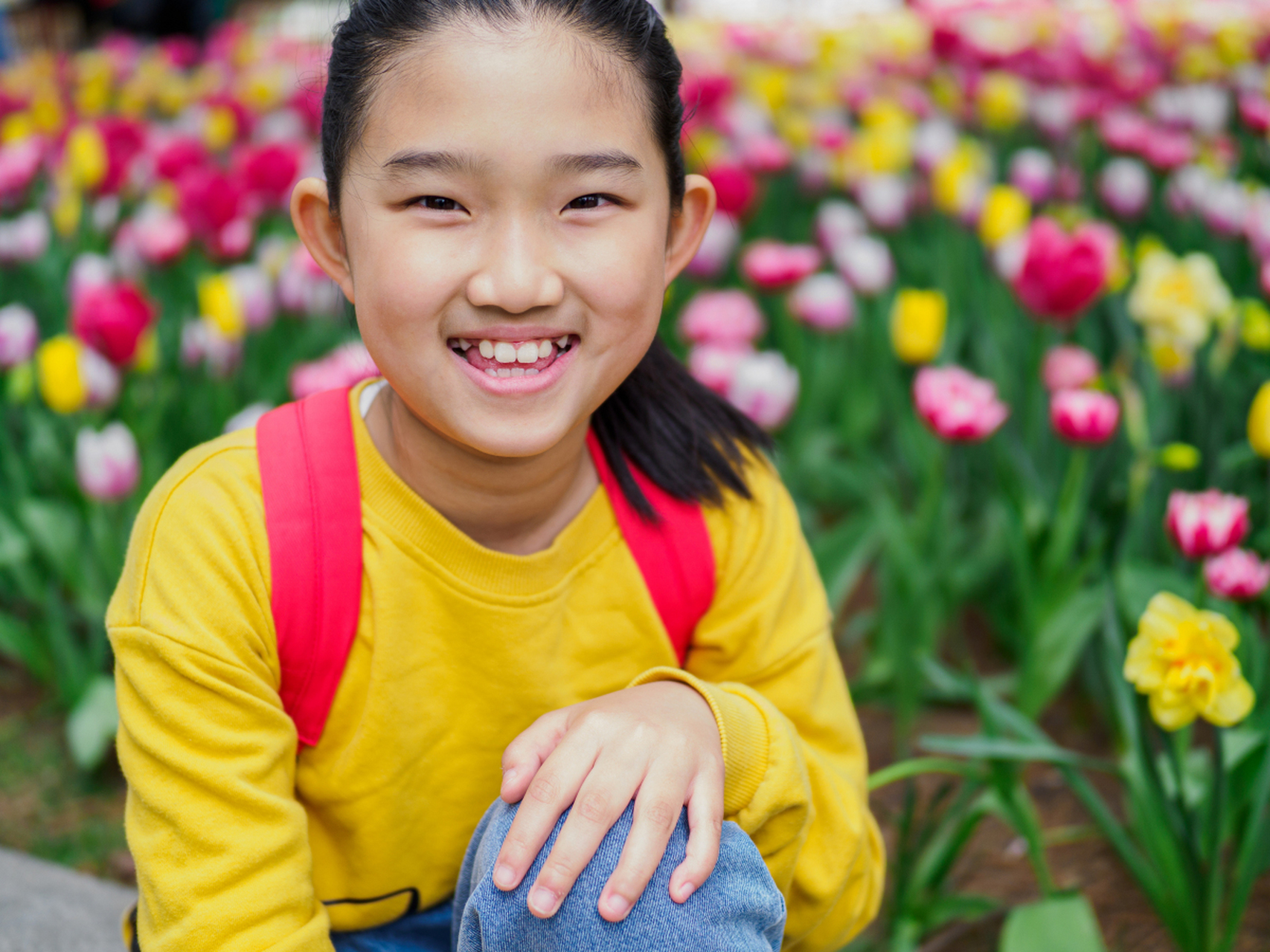 小孩微笑照片图片