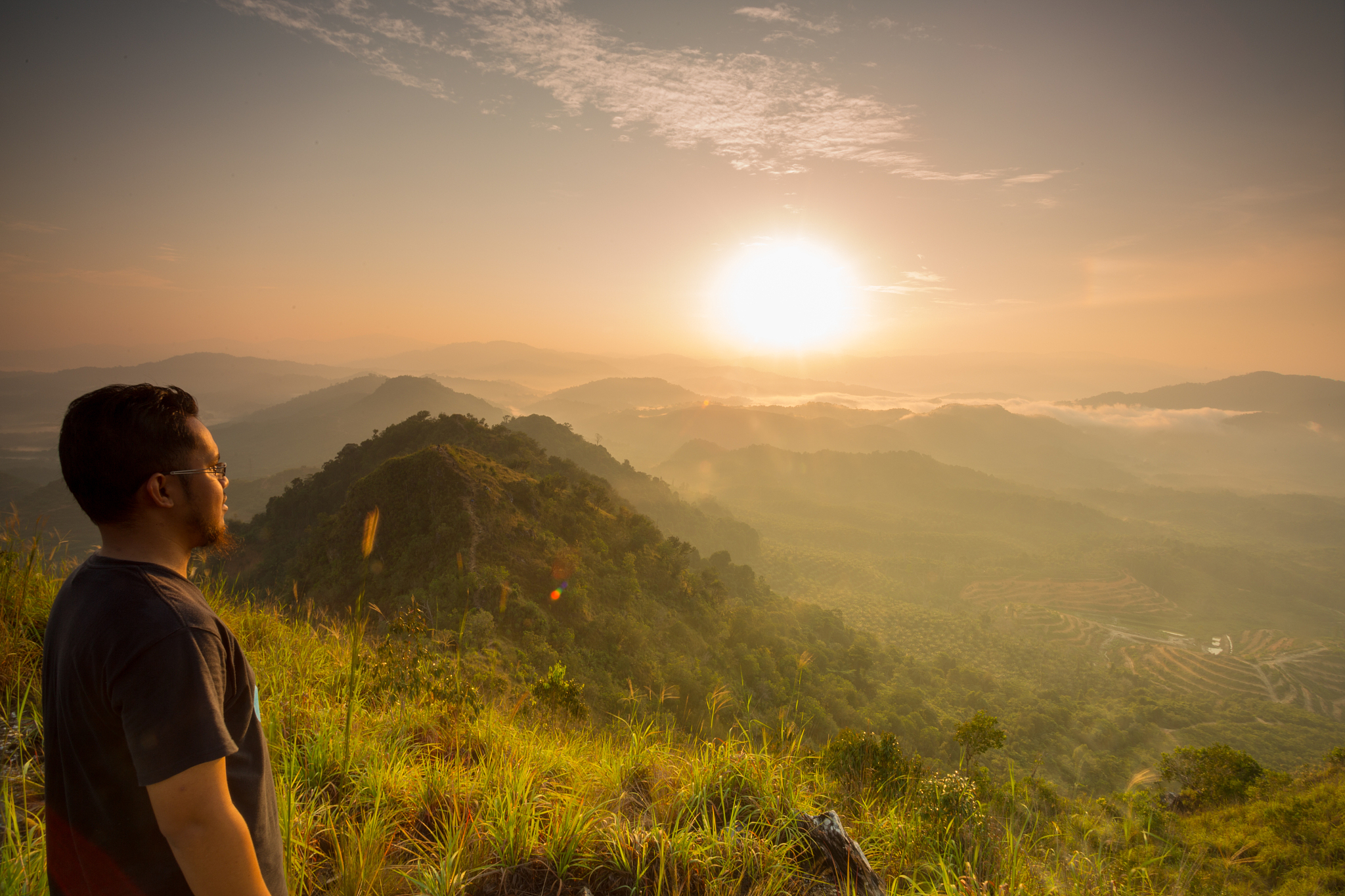 登高望远,不仅看风景,更看心境.#生活点滴# #自然之