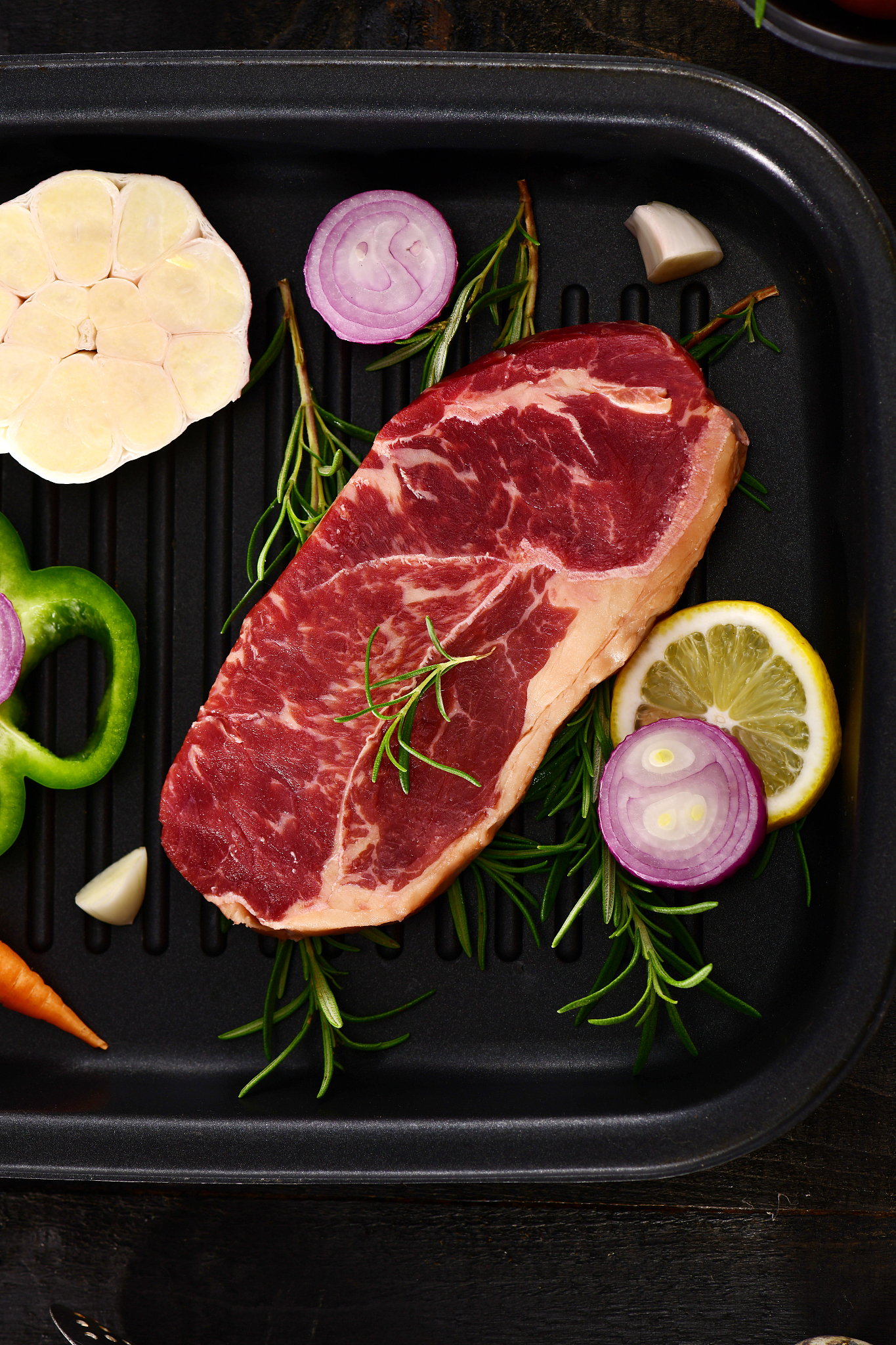 草原牧场牛排,鲜嫩多汁,美味绝伦,堪称舌尖上的盛宴