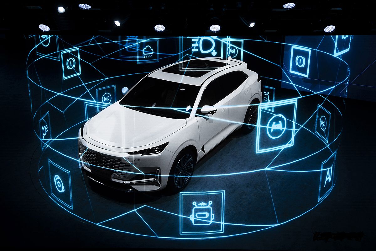 免除车辆购置税、车船使用税和道路养护费