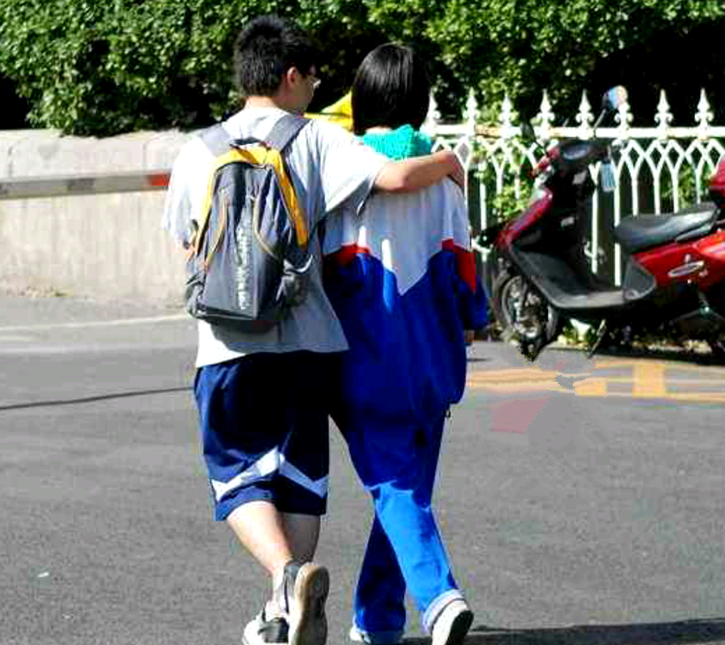 学校停课,日本女中学生怀孕增多,家庭教育引深思,网友:真开放