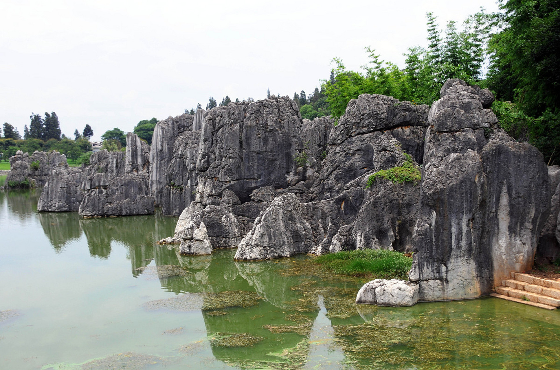 来昆明石林九乡风景区,感受自然与人文的完美融合!