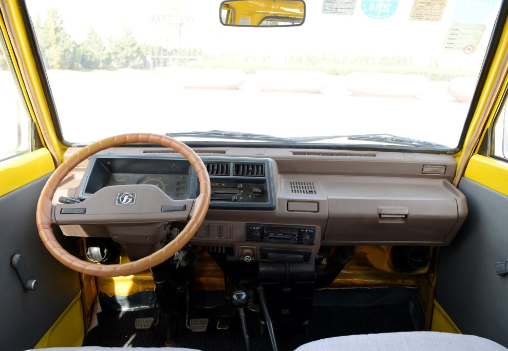 天津大发tj1101993款 基本型,符合大众的审美,很受欢迎