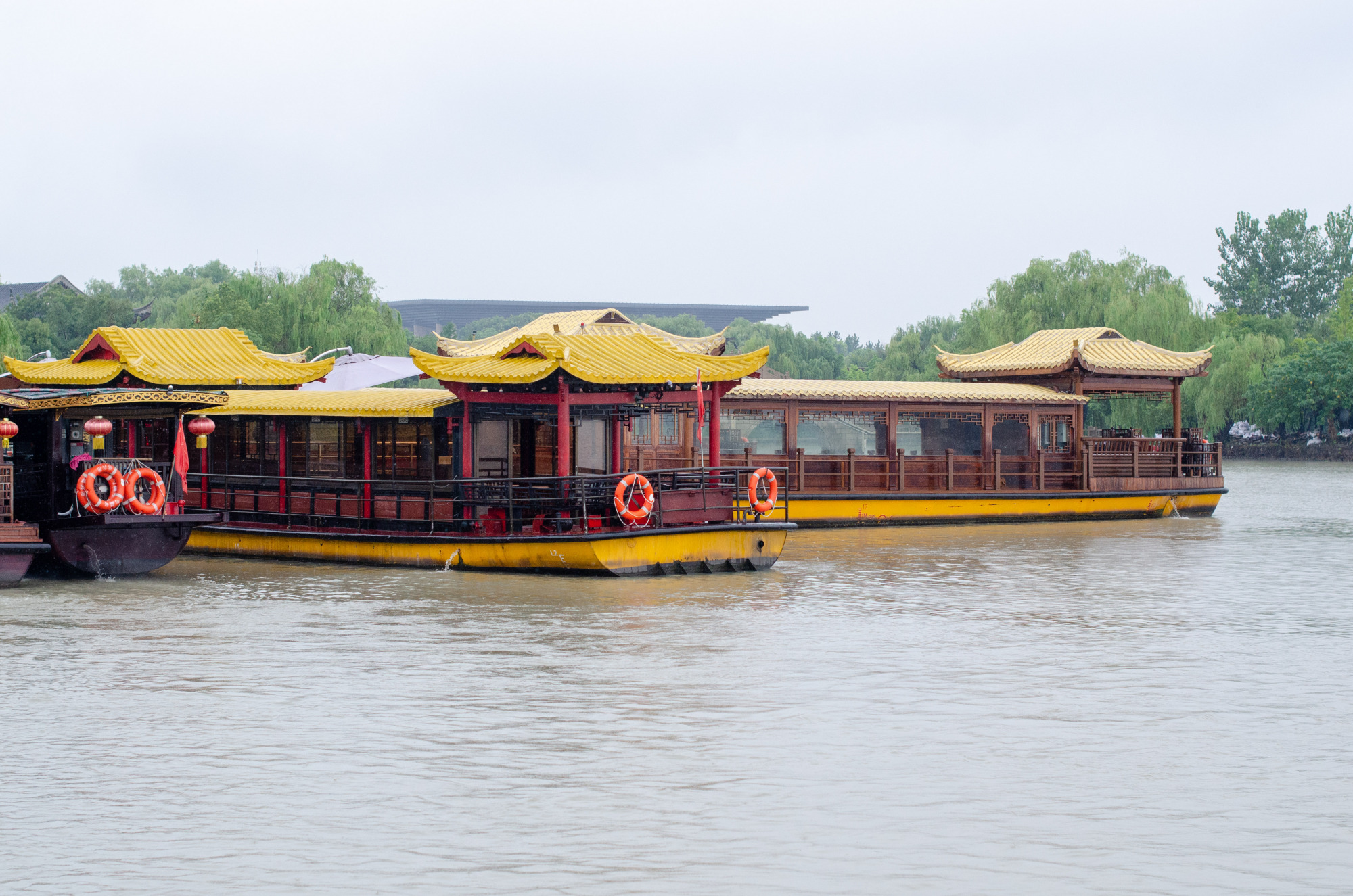 浙江三大名湖之一,游客来只为看一条船,感叹:比西湖还值得一去